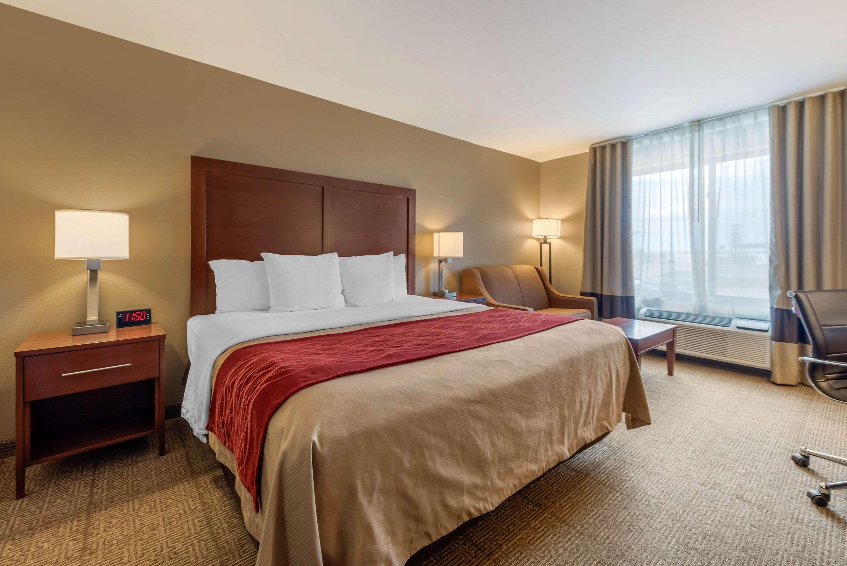 Comfort Hotel Limon