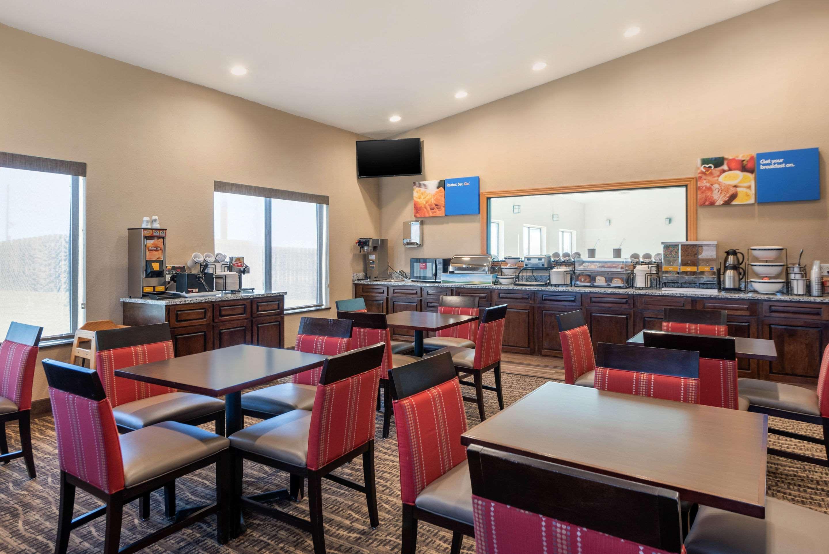 Comfort Hotel Limon