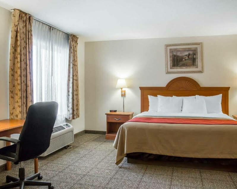 Comfort Hotel Limon